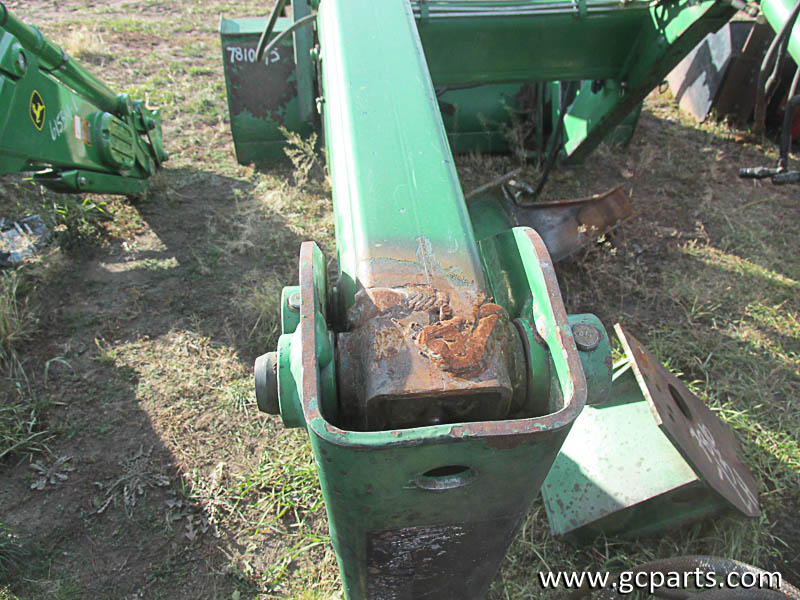 740 LOADER 7FT W/ GRAPPLE